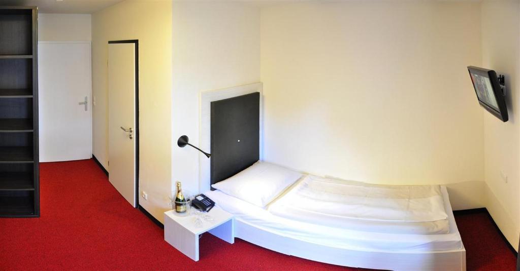 Amiga Hotel Muenchen Messe الغرفة الصورة